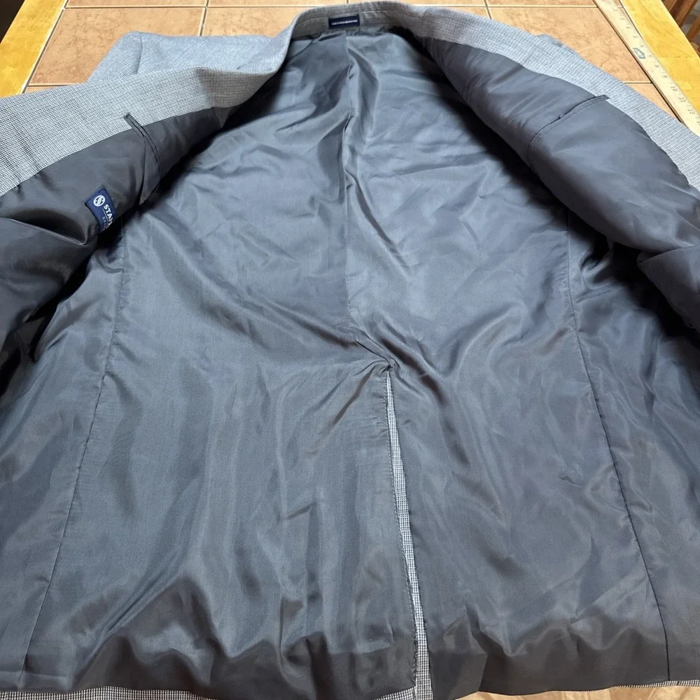 Stafford Blazer Sport Coat Sz 48L Classic Fit Check Gray Jacket Sport Coat